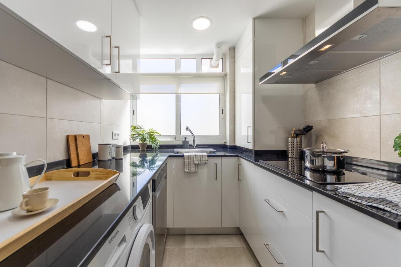Boooom!!! Apartment With Swimming Pool 살루 외부 사진