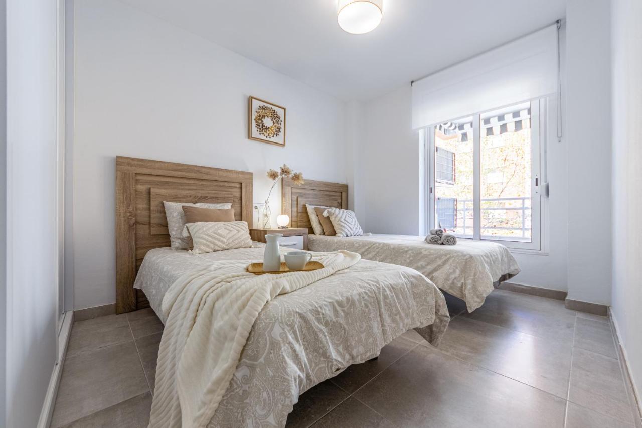 Boooom!!! Apartment With Swimming Pool 살루 외부 사진