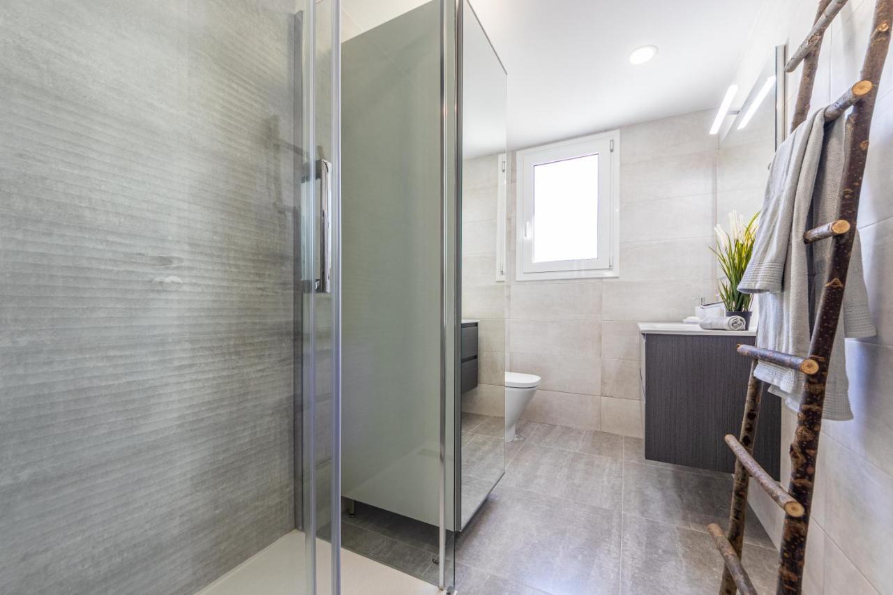 Boooom!!! Apartment With Swimming Pool 살루 외부 사진