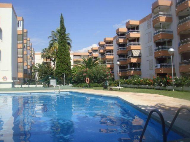 Boooom!!! Apartment With Swimming Pool 살루 외부 사진