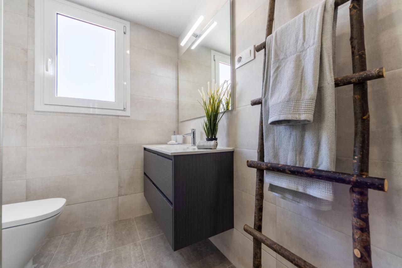Boooom!!! Apartment With Swimming Pool 살루 외부 사진